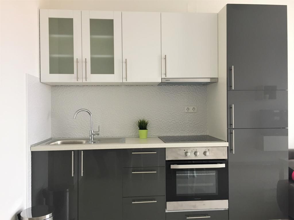 Apartmani Orhideja Rab Town Esterno foto